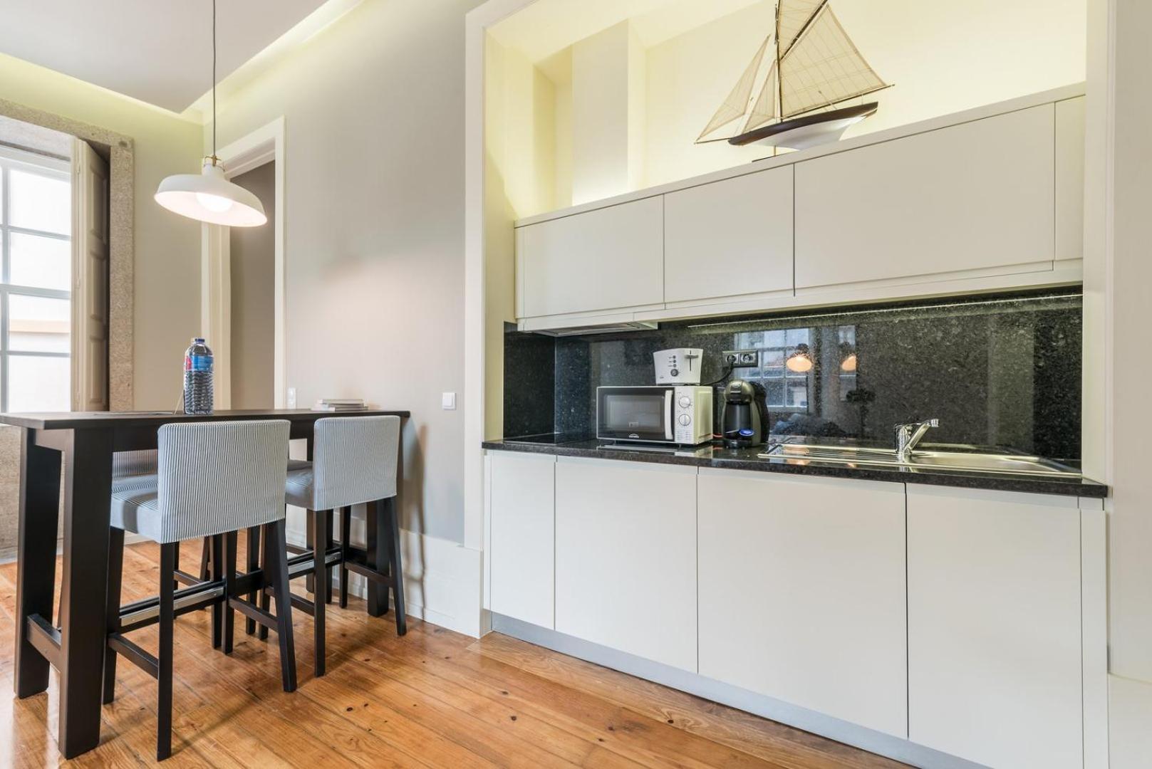 Appartement Guestready - Chic Retreat In The Heart Of Oporto Extérieur photo