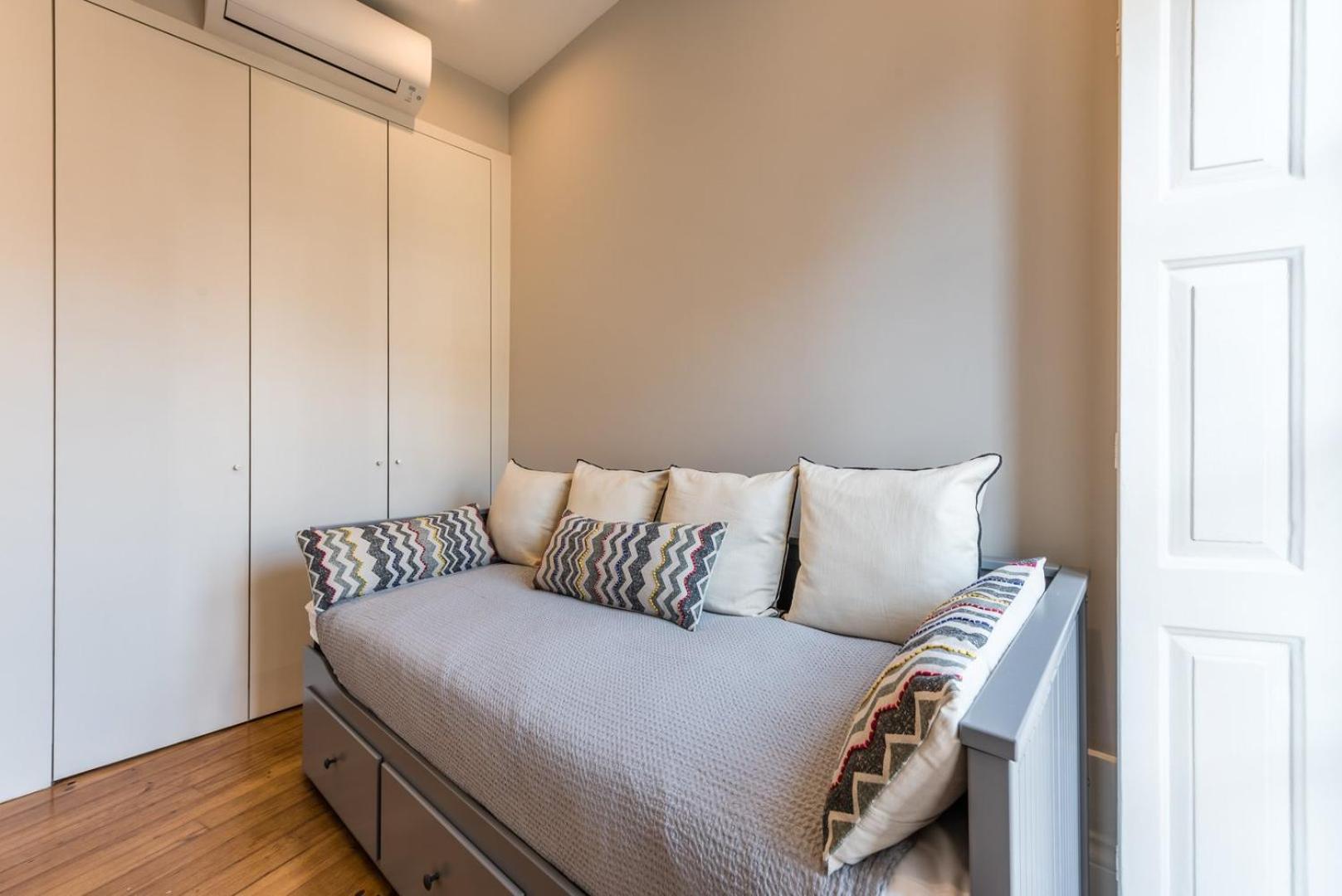 Appartement Guestready - Chic Retreat In The Heart Of Oporto Extérieur photo