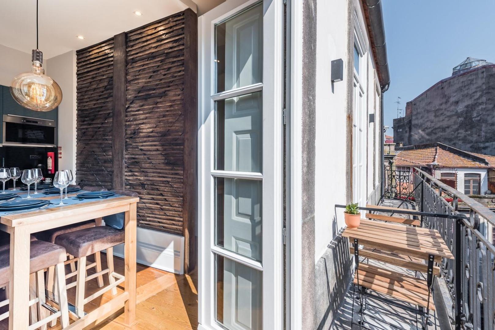 Appartement Guestready - Chic Retreat In The Heart Of Oporto Extérieur photo