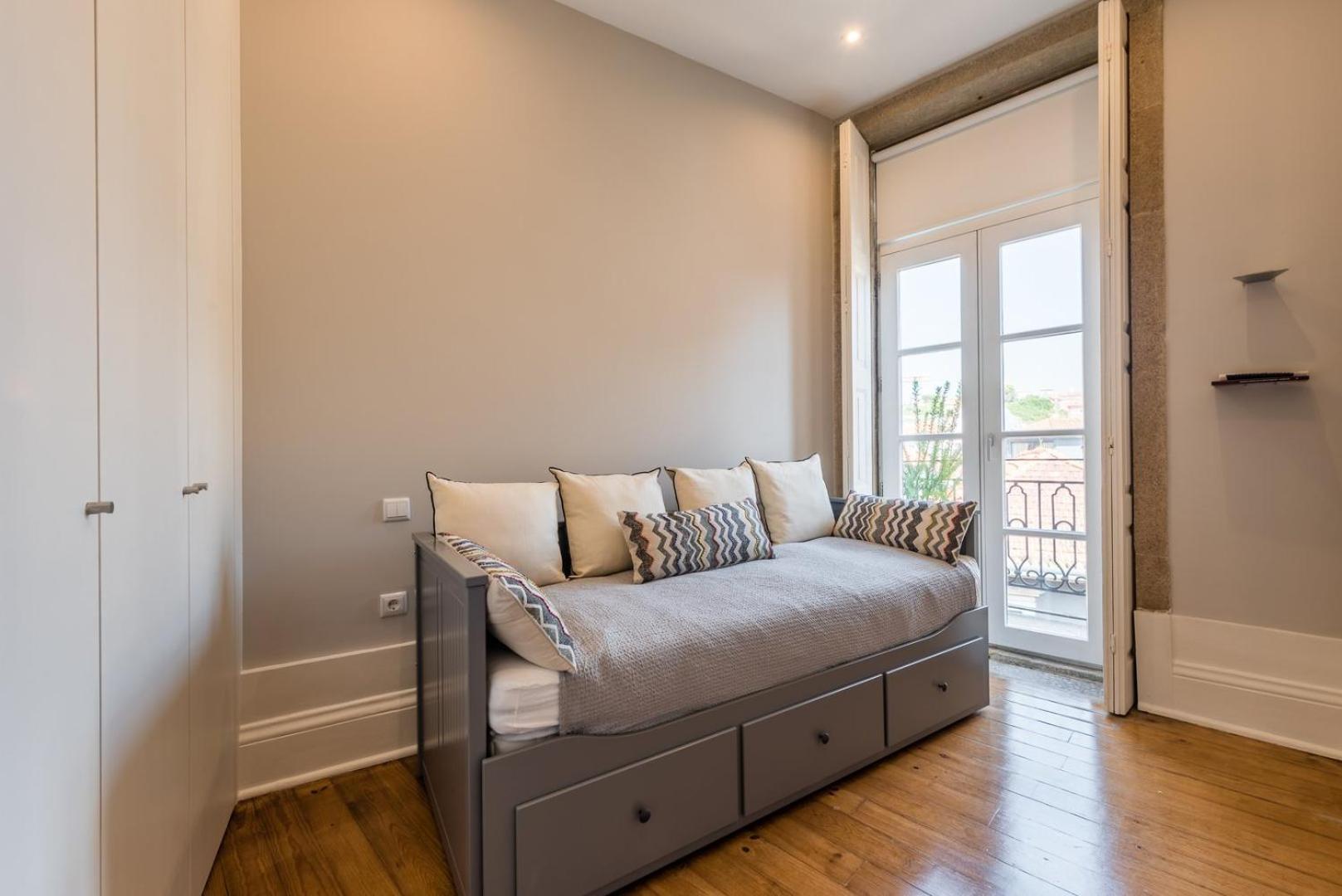 Appartement Guestready - Chic Retreat In The Heart Of Oporto Extérieur photo
