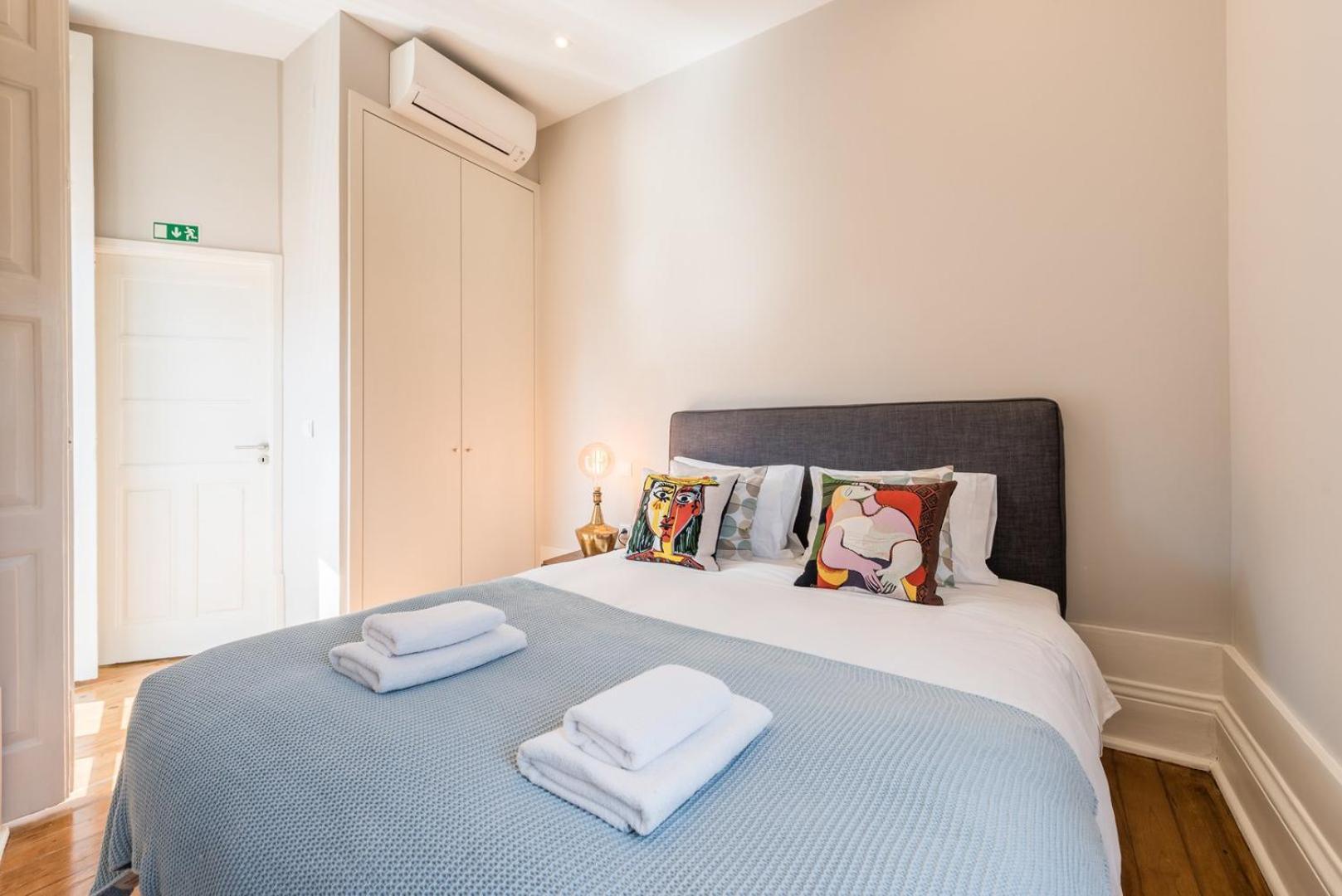 Appartement Guestready - Chic Retreat In The Heart Of Oporto Extérieur photo